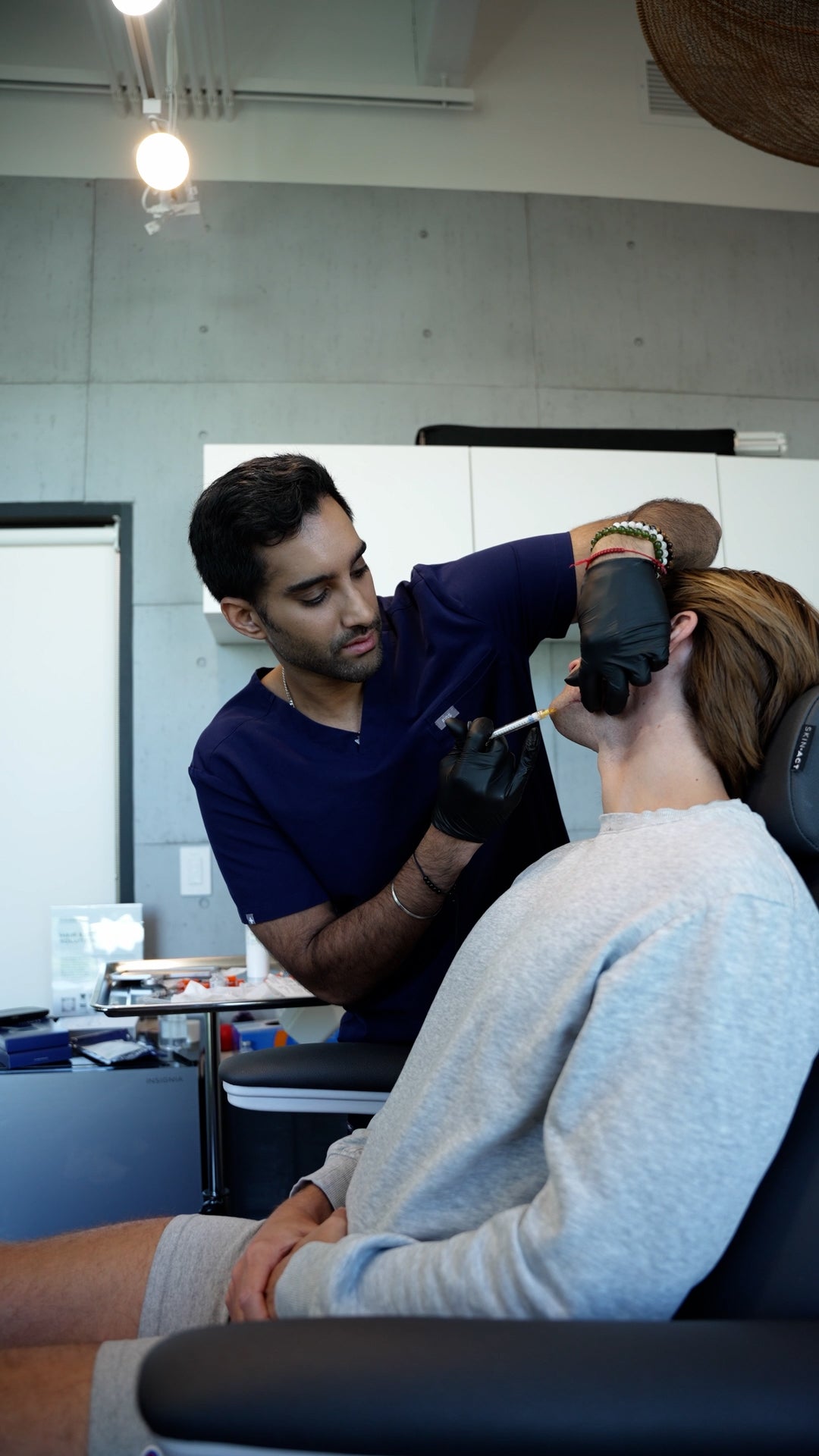Mens Jawline Contouring